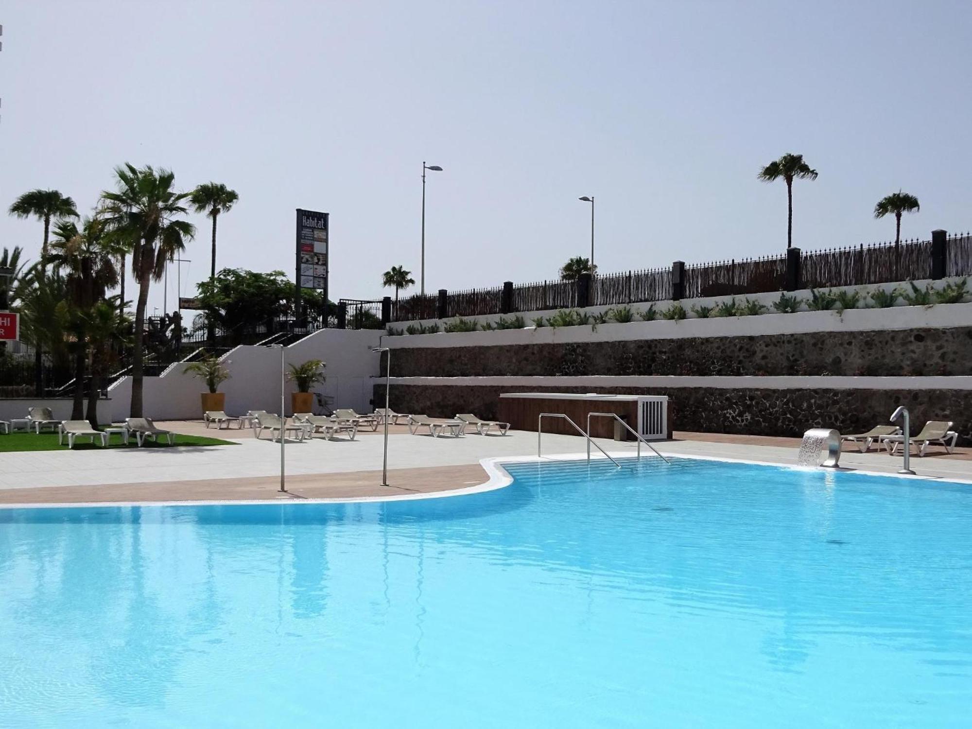 Holiday Vibes In Playa Del Ingles Exterior photo